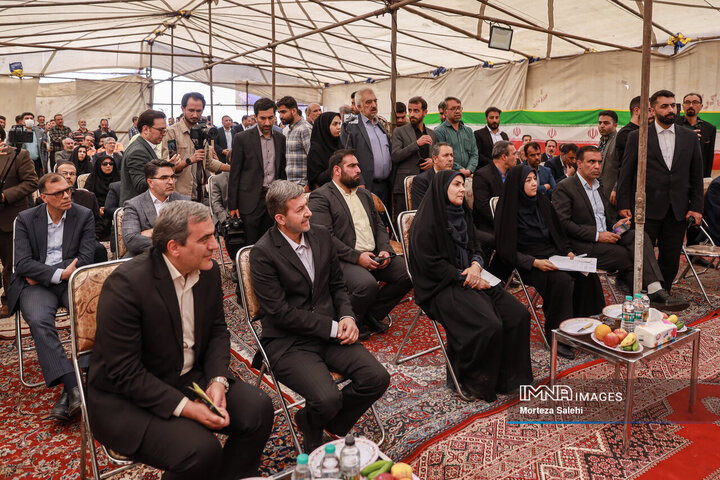 سفر وزیر راه و شهرسازی به شهرستان مبارکه