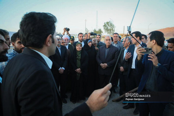 سفر وزیر راه و شهرسازی به استان اصفهان