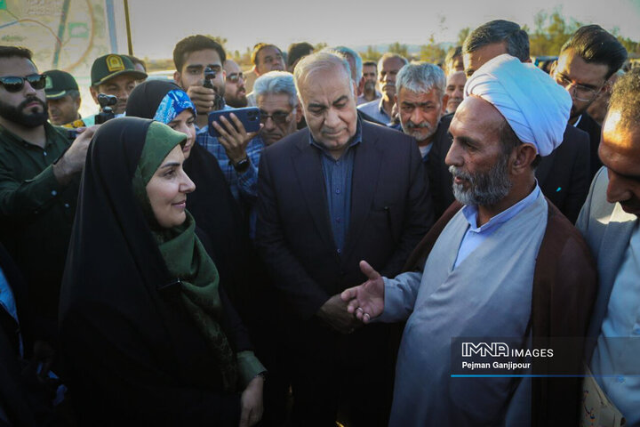 سفر وزیر راه و شهرسازی به استان اصفهان