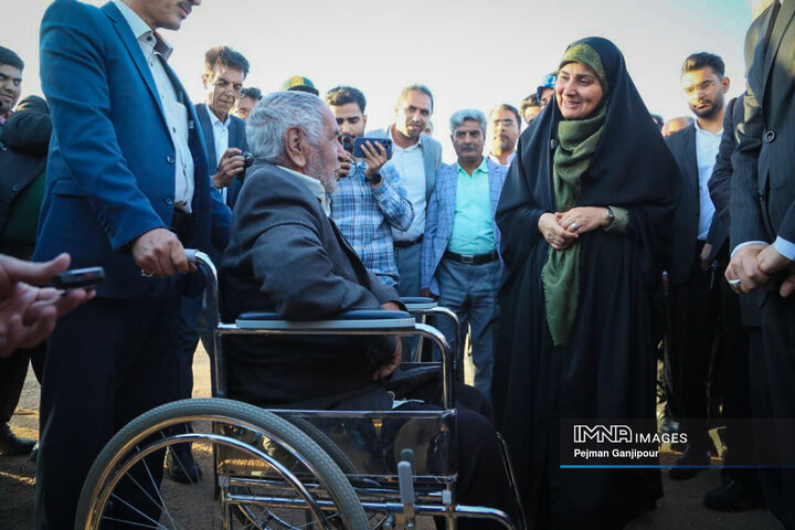 سفر وزیر راه و شهرسازی به استان اصفهان