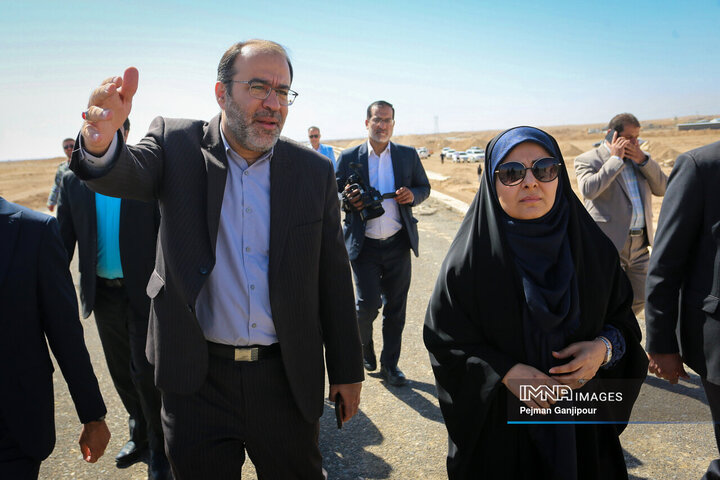 سفر وزیر راه و شهرسازی به استان اصفهان