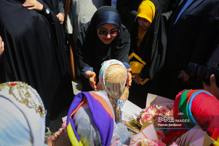 سفر وزیر راه و شهرسازی به استان اصفهان
