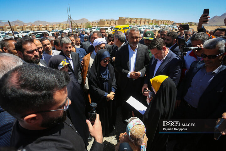 سفر وزیر راه و شهرسازی به استان اصفهان
