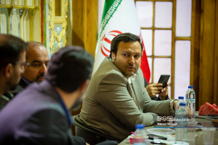 جلسه کمیسیون عمران شورای شهر اصفهان و بازدید از محدوده میدان امام علی(ع)