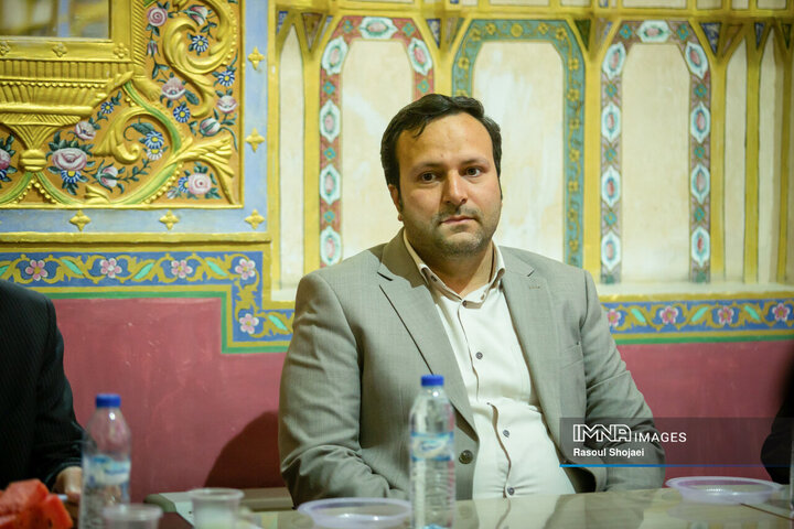 جلسه کمیسیون عمران شورای شهر اصفهان و بازدید از محدوده میدان امام علی(ع)