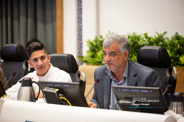 صحن علنی شورای شهر اصفهان