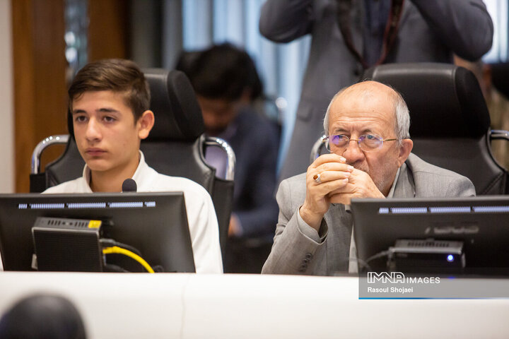 صحن علنی شورای شهر اصفهان