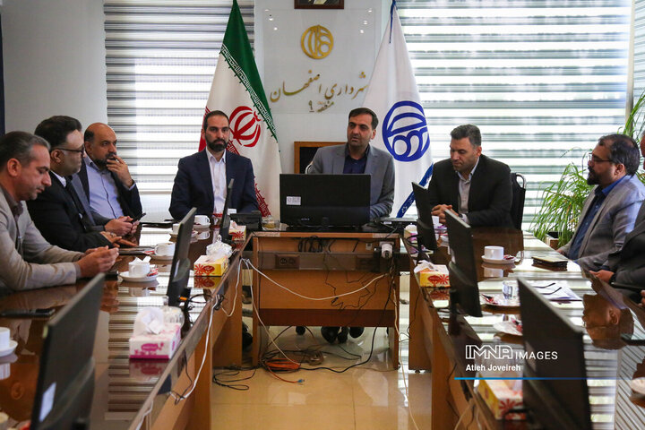 آیین تکریم و معارفه مدیران شهری اصفهان