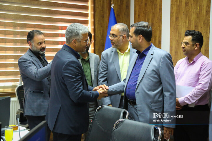 آیین تکریم و معارفه مدیران شهری اصفهان