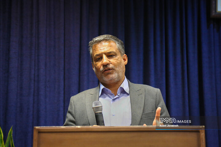 آیین تکریم و معارفه مدیران شهری اصفهان