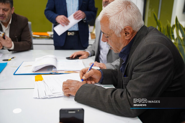 کمیته نظارتی شورای شهر اصفهان در منطقه 7 شهرداری