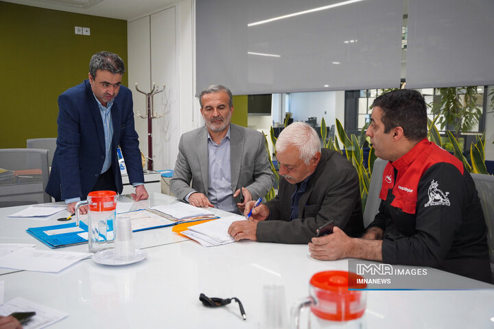 کمیته نظارتی شورای شهر اصفهان در منطقه 7 شهرداری