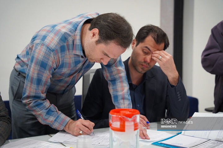 کمیته نظارتی شورای شهر اصفهان در منطقه 7 شهرداری