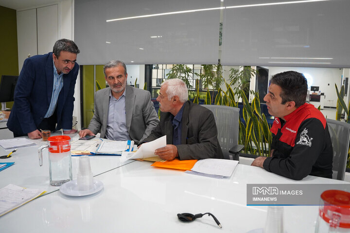 کمیته نظارتی شورای شهر اصفهان در منطقه 7 شهرداری