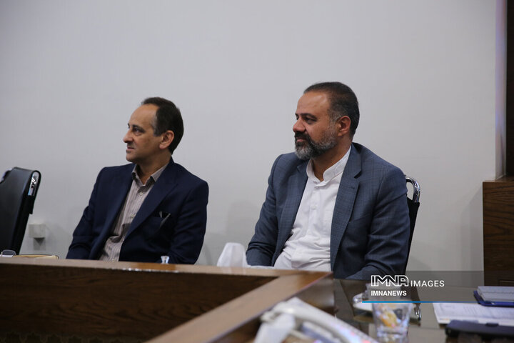 جلسه شورای حمل‌ونقل و ترافیک شهر اصفهان