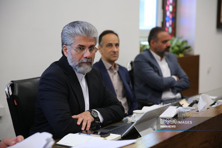 جلسه شورای حمل‌ونقل و ترافیک شهر اصفهان