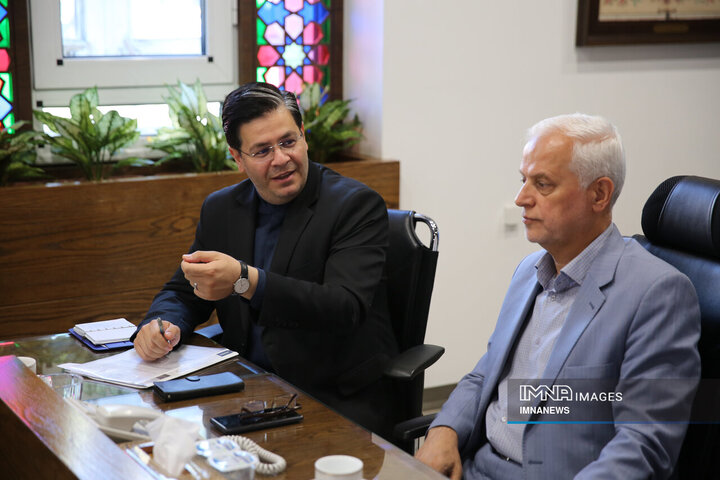 جلسه شورای حمل‌ونقل و ترافیک شهر اصفهان