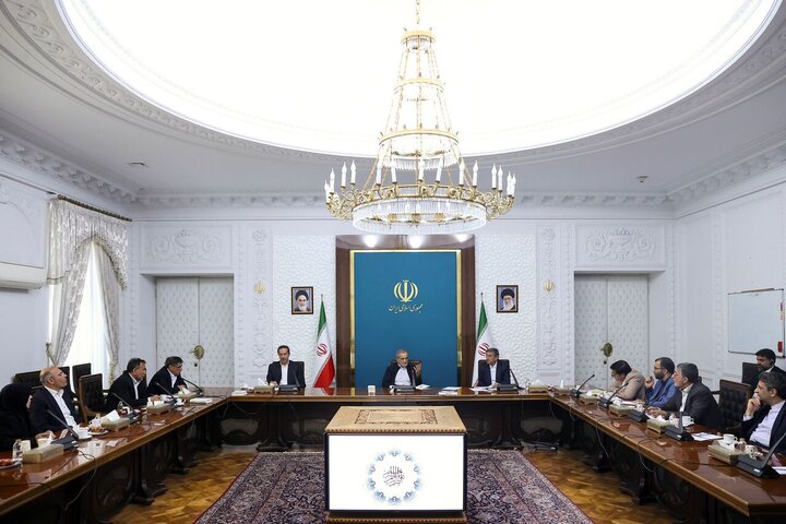 دولت مصمم به تحول زیرساختی در لرستان با رویکردی متوازن و عادلانه است