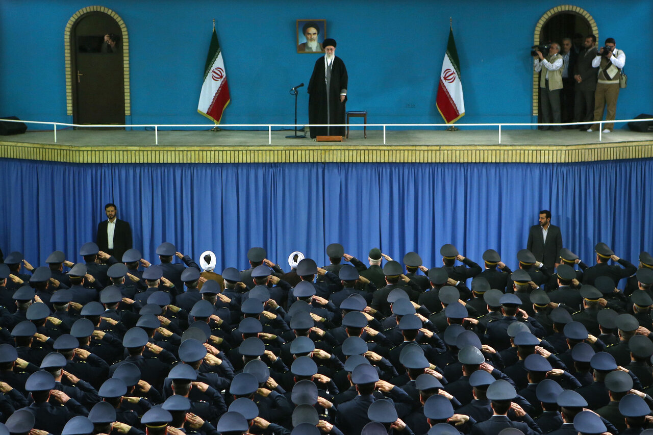 نگرانی‌های رهبر انقلاب از غروب این گنجینه