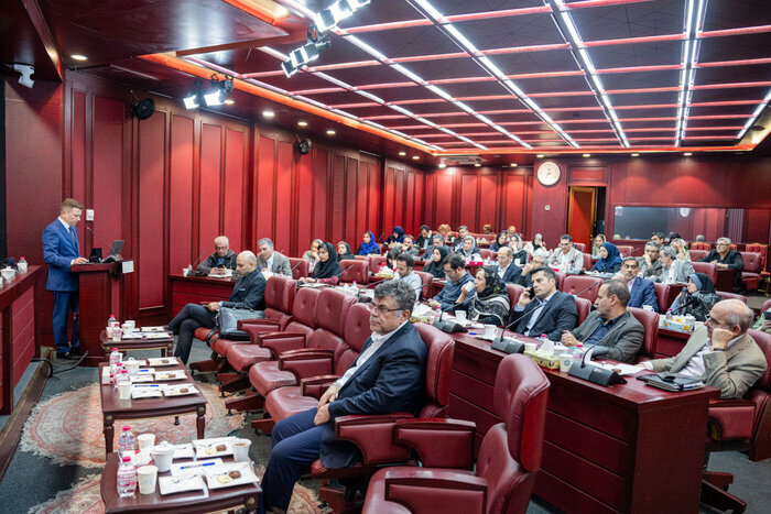 دسترسی بازرگانان ایرانی به شبکه بانکی بینالمللی با افتتاح نمایندگی بانک روسی