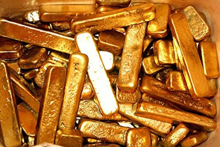 در سال ۱۴۰۴ طلا بخریم؟