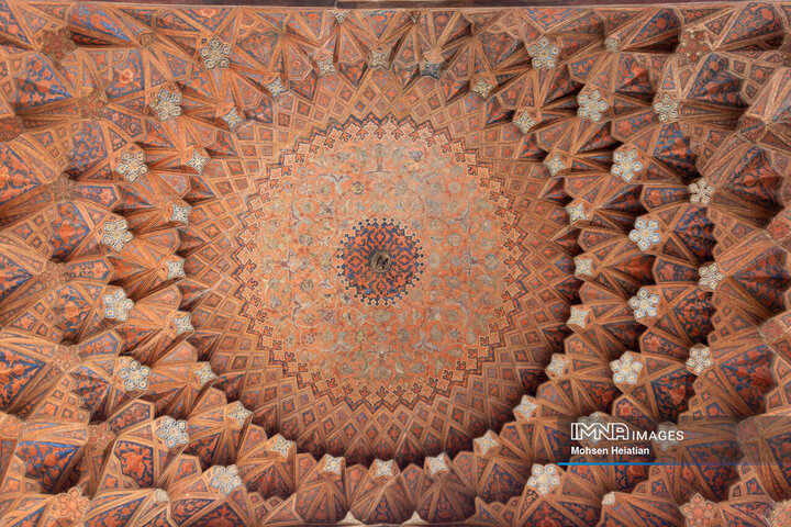 سر در قیصریه