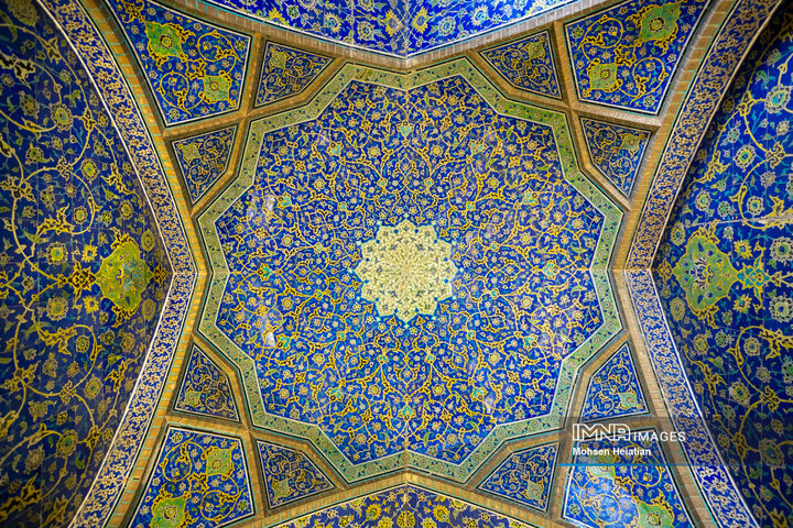 مسجد شیخ لطف الله