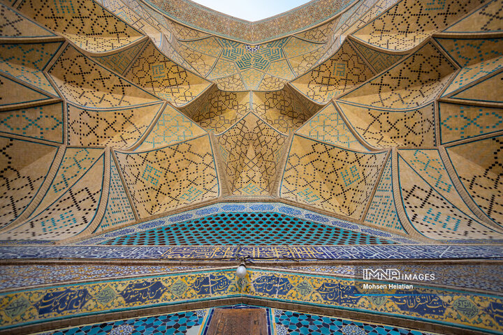اصفهان به روایت شکوه سقف‌ها