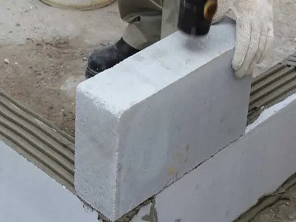 تحلیل فنی و مقایسه ‌ای بلوک هبلکس