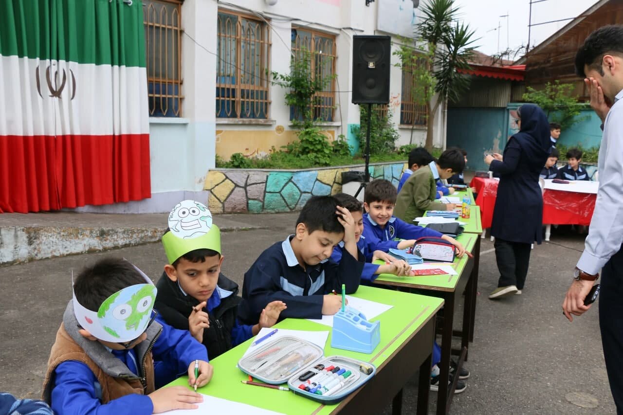 آغاز پویش ملی «زنبیل» برای کاهش مصرف پلاستیک در رشت