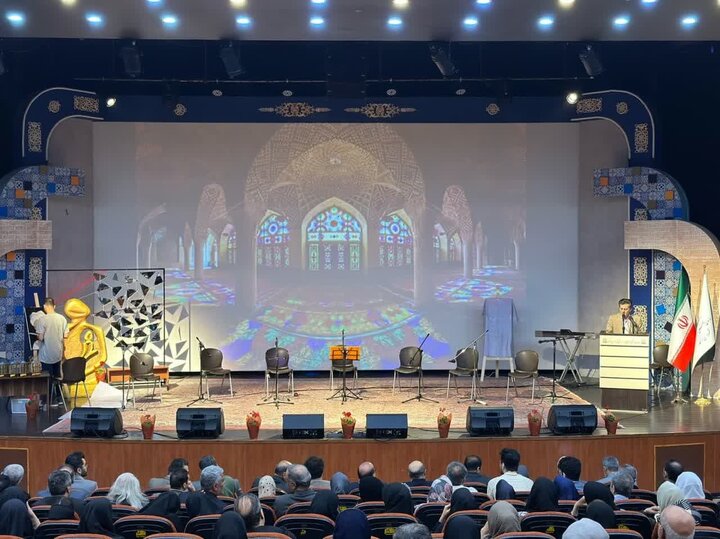 فیلم| همایش بزرگداشت سعدی شیرازی