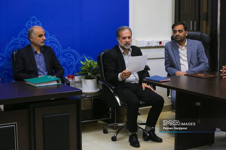 آیین تکریم و معارفه اداره کل سرمایه انسانی، اداره کل بازرسی و اداره کل حسابرسی شهرداری اصفهان