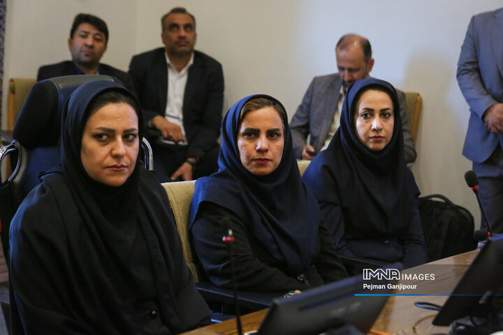 آیین تکریم و معارفه اداره کل سرمایه انسانی، اداره کل بازرسی و اداره کل حسابرسی شهرداری اصفهان