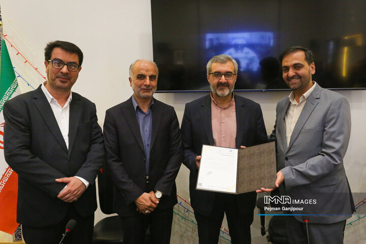 آیین تکریم و معارفه اداره کل سرمایه انسانی، اداره کل بازرسی و اداره کل حسابرسی شهرداری اصفهان