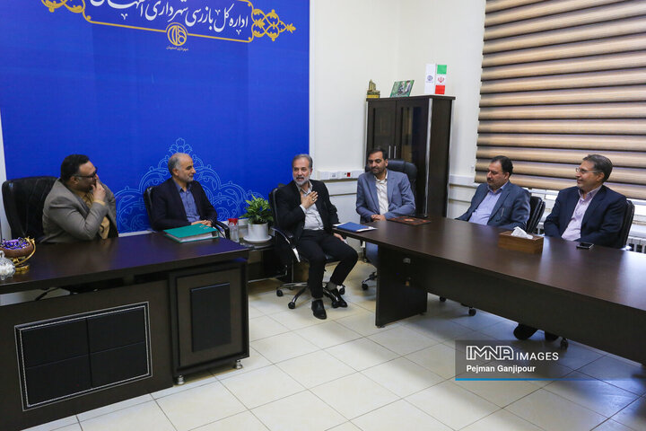 آیین تکریم و معارفه اداره کل سرمایه انسانی، اداره کل بازرسی و اداره کل حسابرسی شهرداری اصفهان