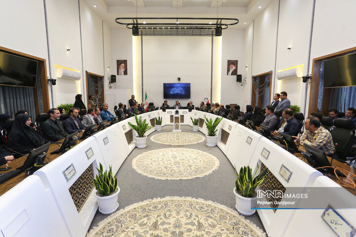 آیین تکریم و معارفه اداره کل سرمایه انسانی، اداره کل بازرسی و اداره کل حسابرسی شهرداری اصفهان