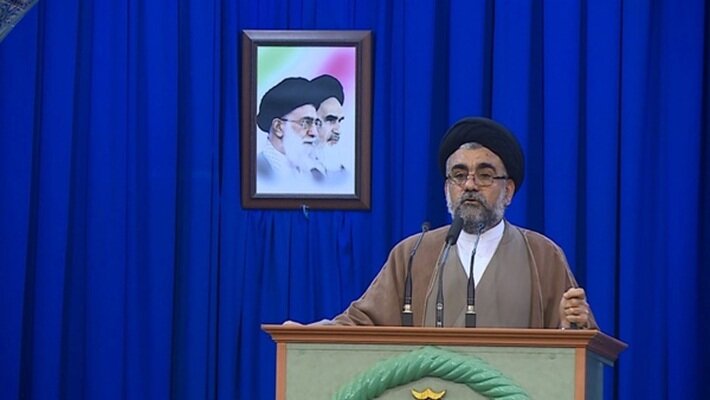 انتقاد از حرمت‌شکنی ایام شهادت امام صادق (ع) در بوشهر