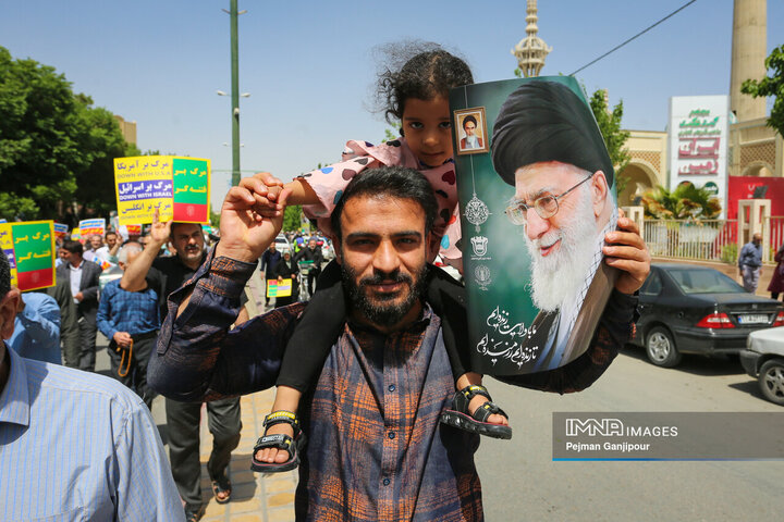 راهپیمایی مردم اصفهان در حمایت از مردم مظلوم غزه