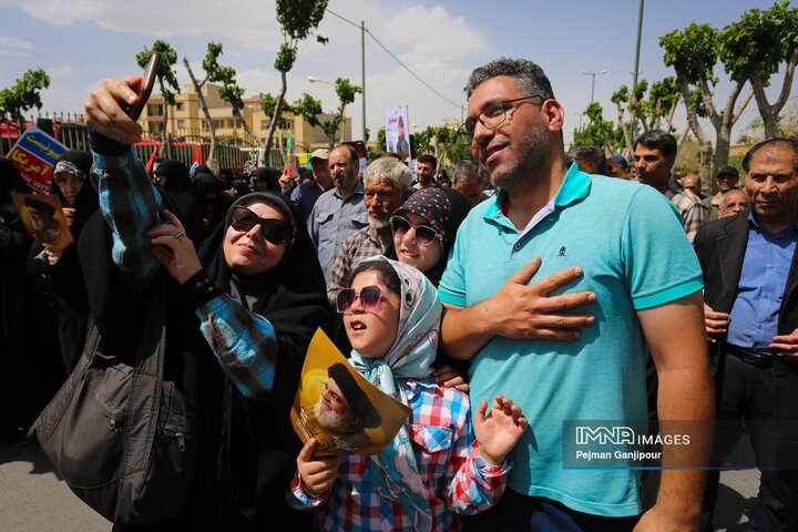 راهپیمایی مردم اصفهان در حمایت از مردم مظلوم غزه