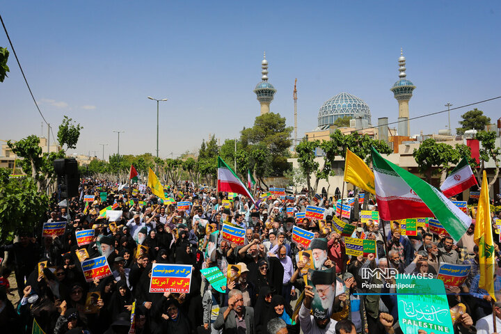 راهپیمایی مردم اصفهان در حمایت از مردم مظلوم غزه