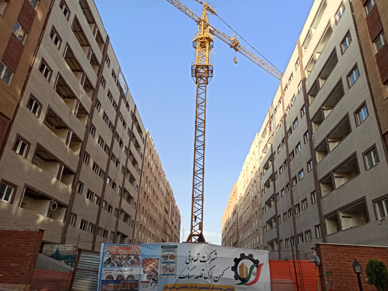 کرمان باید از استانهای فعال در ساخت و تکمیل پروژههای مسکن ملی باشد
