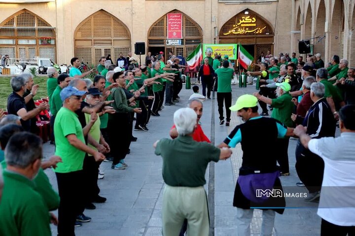 خدمت‌رسانی ۱۶۰ ایستگاه‌ ورزش صبحگاهی در اصفهان برای ارتقای نشاط و سلامت شهروندان
