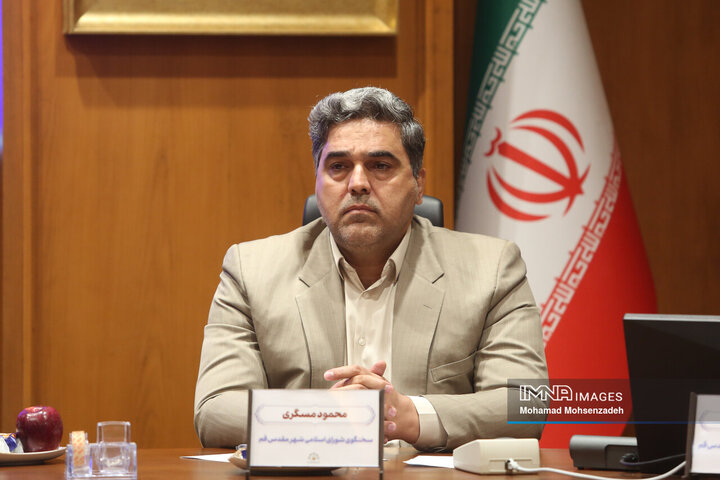 نشست خبری رئیس و رؤسای کمیسیون‌های تخصصی شورای شهر قم