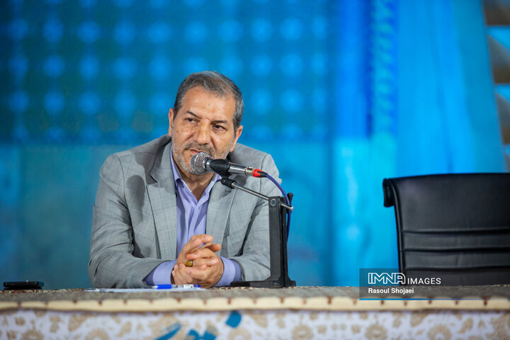 دغدغه اصلی متولیان جشن «امت ماه» مطالبه‌گری برای زاینده‌رود دائمی است