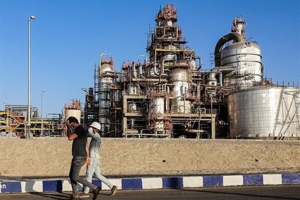 مسجدسلیمان، شهر اولین‌ها