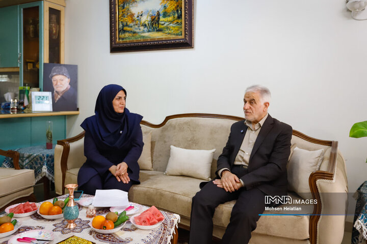 گفت‌و‌گوی صمیمانه با رئیس شورای اسلامی شهر اصفهان