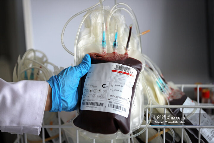 ایثار اصفهانی‌ها برای هموطنان بندرعباسی با اهدای ۱۱۶۱ واحد خون