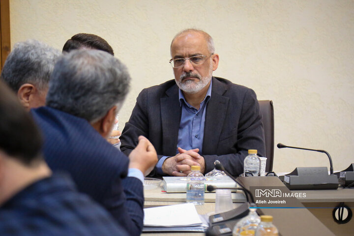 کمیته نظارتی شورای شهر اصفهان در شهرداری منطقه 4