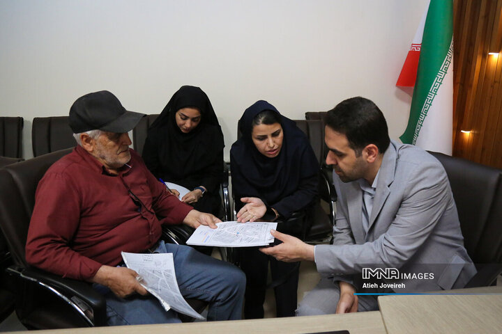 کمیته نظارتی شورای شهر اصفهان در شهرداری منطقه 4