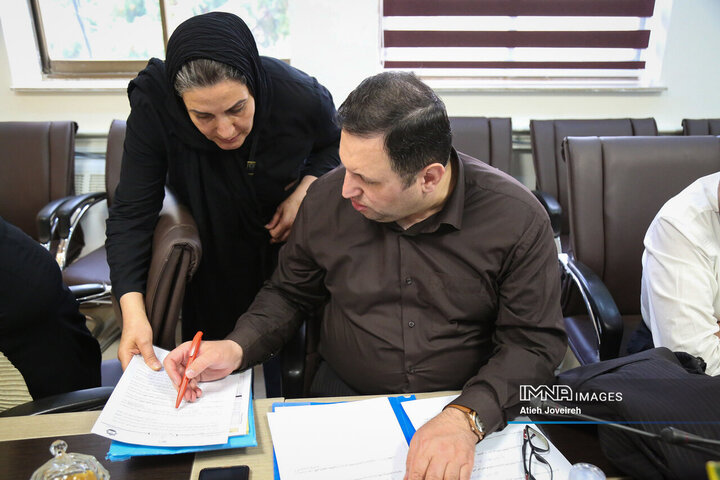 کمیته نظارتی شورای شهر اصفهان در شهرداری منطقه 4